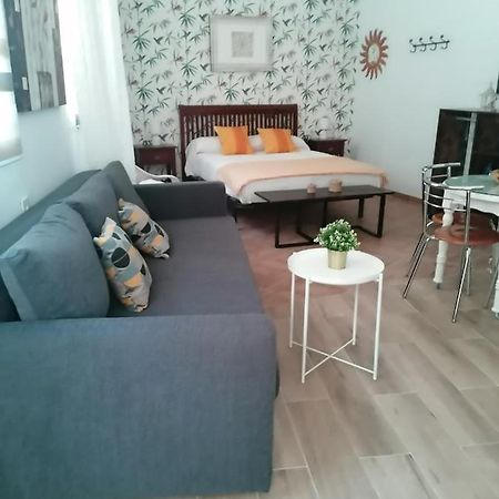 Apartamento Abadia Малага Екстер'єр фото